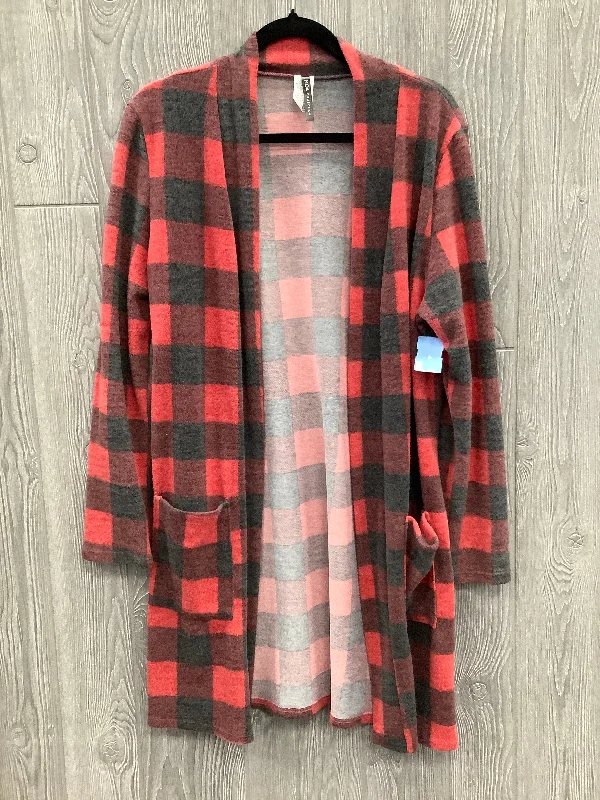 Cardigan By Clothes Mentor In Plaid Pattern, Size: Xl