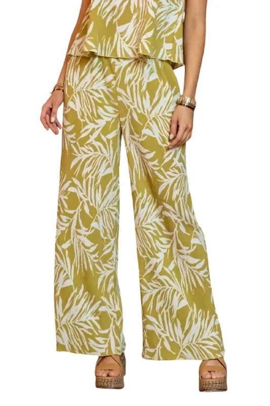 Leaf Print Dress Pants In Kiwi